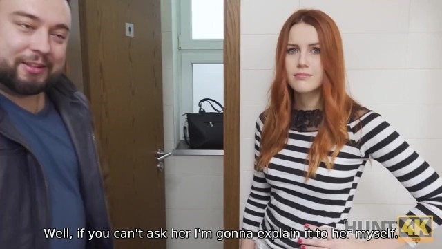 Бородатый чувак отодрал в вагину длинноволосую студентку в торговом центре