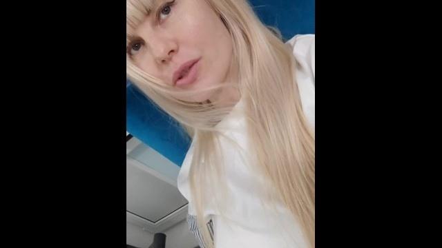 BLONDE PERFECT NATURAL PUSSY