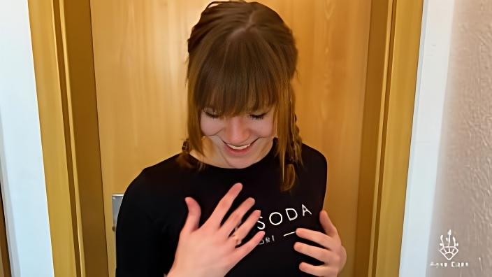 I've been sick for the last few days, but now I'm finally fit again and I'm breaking the sex break! She's been around way too long I think hihii...