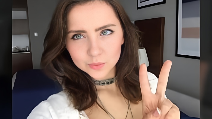 Youtubers, models and streamers pack and photos here https://www.instagram.com/beautiful.women07/