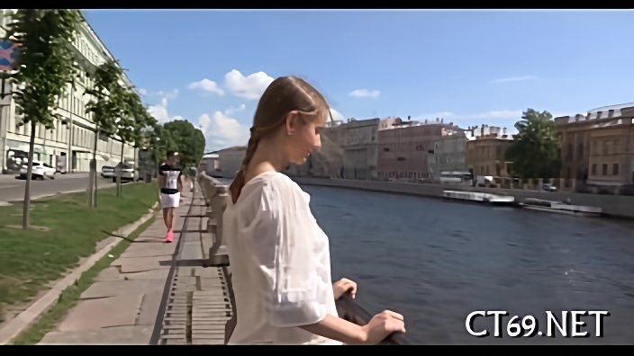 Oral-service with a hot playgirl