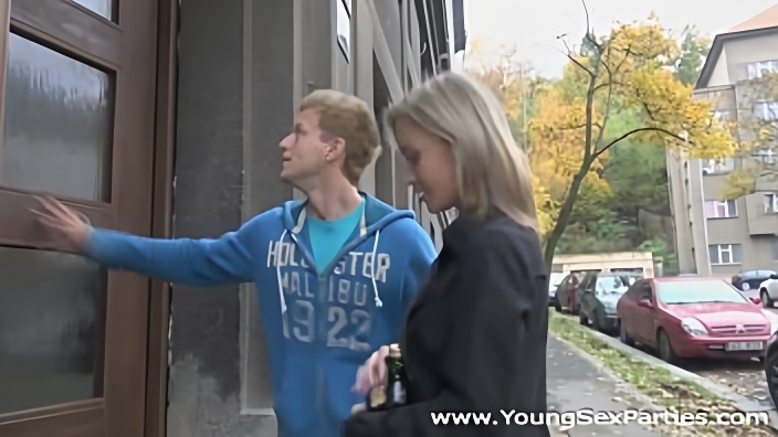 Hot jocks fuck teen cuties Lidka, Angel Piaff