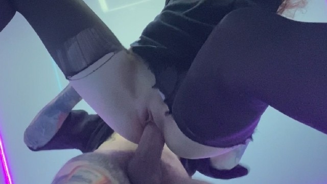 Cumshot in The Pussy Of The Beauty After Rough Fucking in The Public Restroom