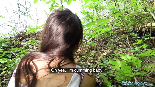 Public Agent Horny sexy tourist sucks and fucks