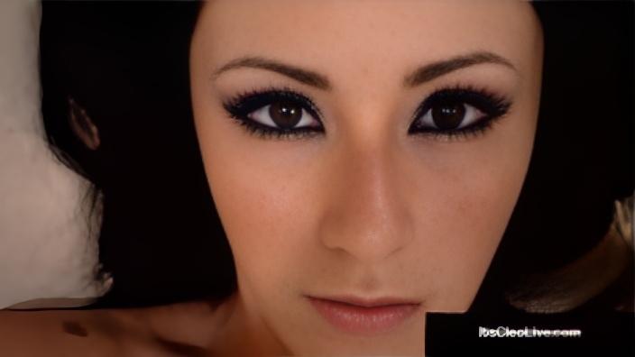 Freckled Face Princess Its Cleo Teases You Nude In Her Bed!