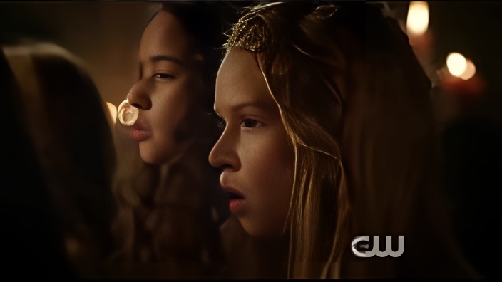 Caitlin Stasey masturbate cut-scene from the CW's REIGN