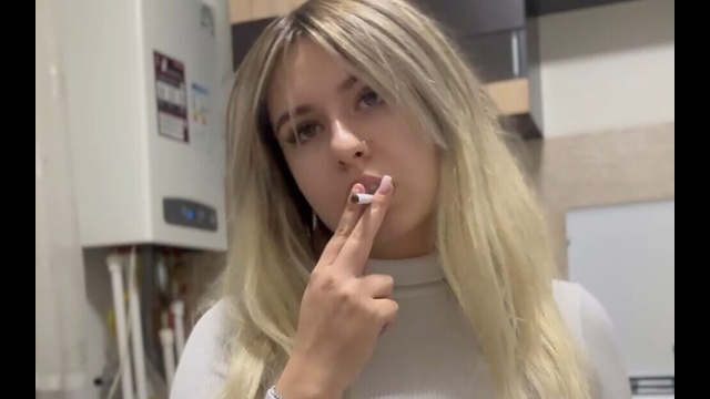 19 Years Old Latina Smoking